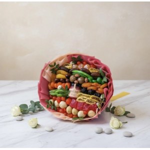 Букет из орехов и сухофруктов 