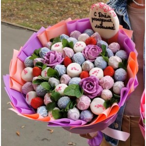 Фруктовый букет "Лаванда" с зефирными розами