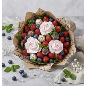 Клубничный букет 