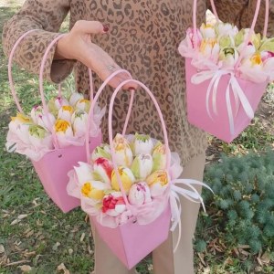 Тюльпаны из зефира в сумочке